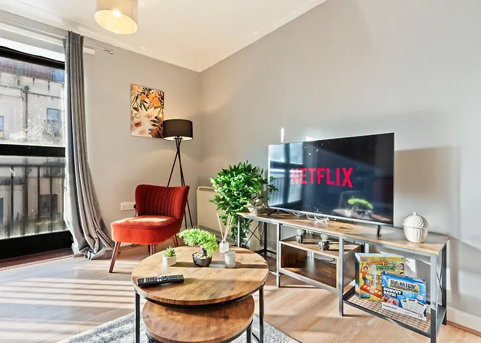 Julie\'S 2 Bed Wilson St Apartment