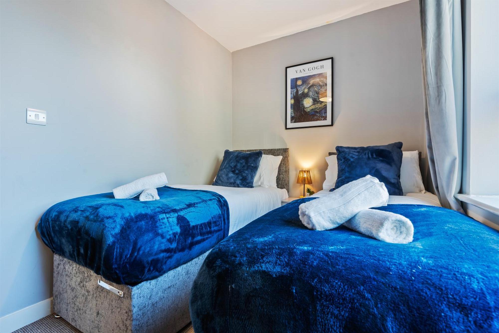 Julie's 2 Bed Wilson St Bristol